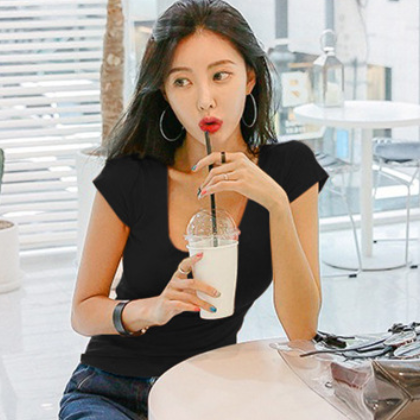 2020交叉低胸性感露背t恤女夜店小心机紧身心机短袖上衣主播衣服图1