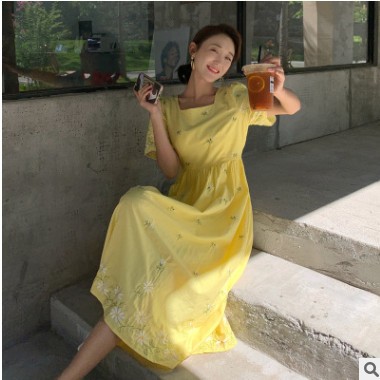 詹妮优韩国东大门女装棉黄色刺绣连衣裙网红同款修身长裙现货图3