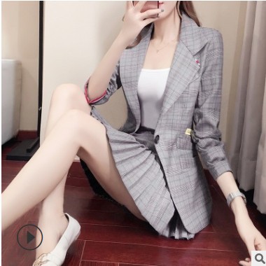 格子小西装套装女2020早秋装新款名媛气质女神百褶裙子两件套洋气图1