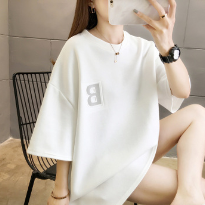 2021新款夏季韩版短袖t恤女凹凸反光圆领上衣时尚中长款大码女装