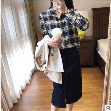 春夏新款时髦的休闲格调宽松藏肉撞色设计有格调16姆长袖格子衬衫图2