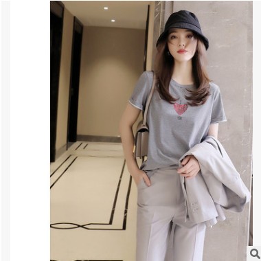 2021新款短袖t恤女 爱心烫钻字母小宽松纯棉圆领短袖T恤上衣ins潮图1
