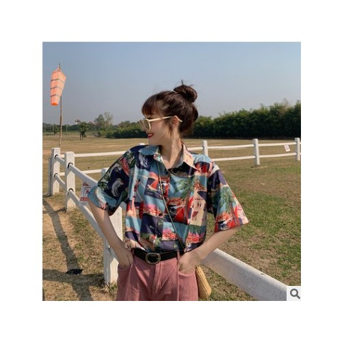 2021夏装新款夏季小众印花衬衫女港风复古宽松设计感上衣短袖衬衣图1