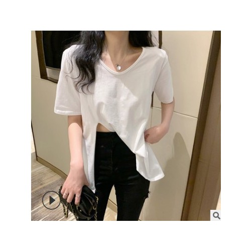 夏季女装T恤2021新款韩版设计侧开叉纯色短袖t恤女V领宽松上衣潮图1