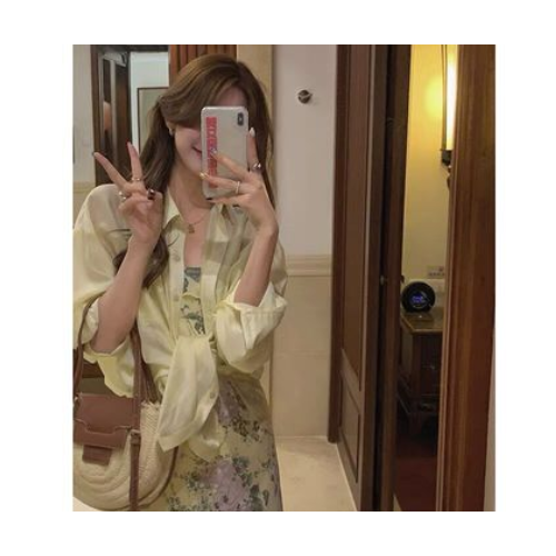 网红定制连衣裙2021夏装新款显白高手法式设计感高腰碎花吊带裙图2