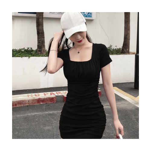 性感紧身包臀裙2021新款气质女神范收腰修身显瘦方领连衣裙大码图3