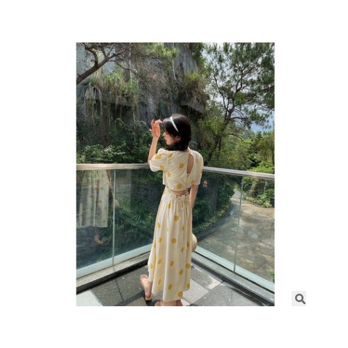 SZESTU波点连衣裙女装2021夏季新款韩版收腰显瘦泡泡袖露背长裙子图2