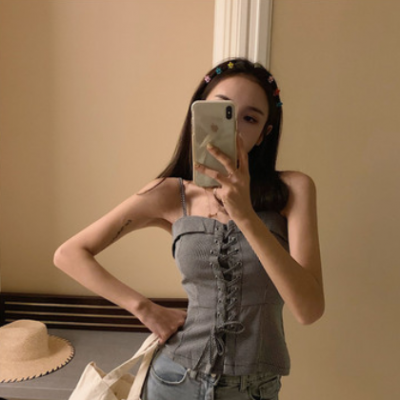 现货~实拍实价~港味小背心吊带修身交叉绑带短款上衣