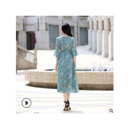 茵美娜2021新款真丝连衣裙碎花印花荷叶大码宽松女装连衣裙夏季图2