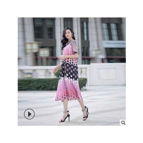 茵美娜2021春款女装品牌名媛高端气质宽松真丝大码连衣裙春图3