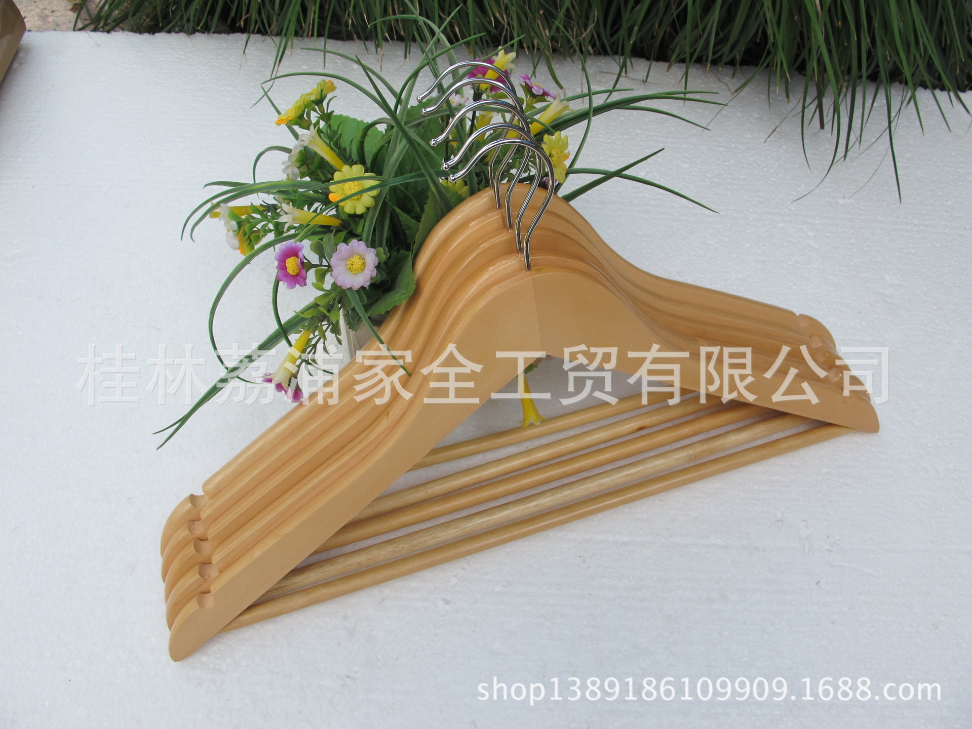 1201荷木衣裤架