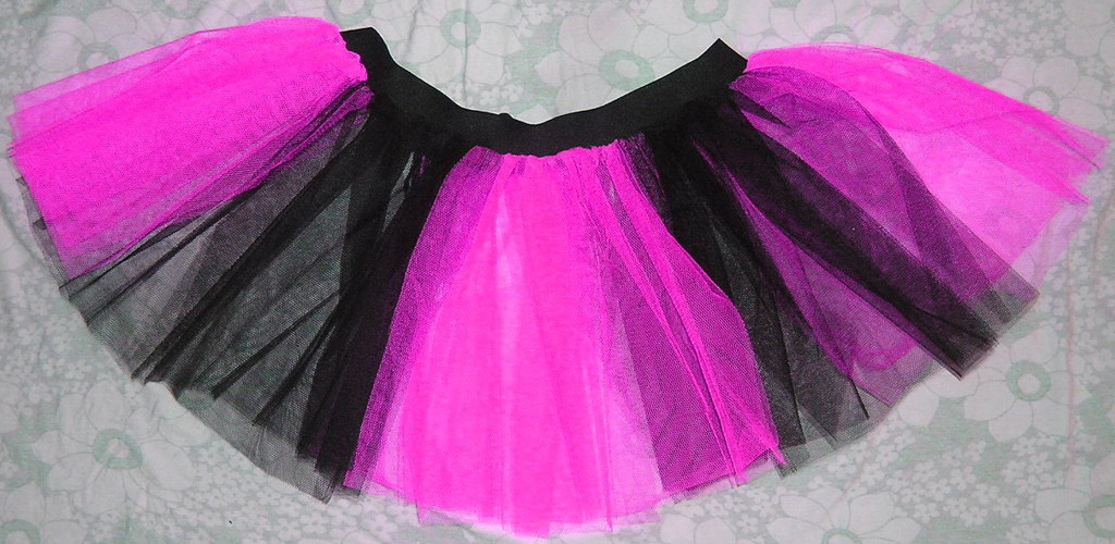 HE1329   uv-neon-hot-pink-tutu