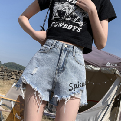 跨境牛仔裤女夏小个子短裤毛边2021新款夏季装破洞潮版a字热裤潮
