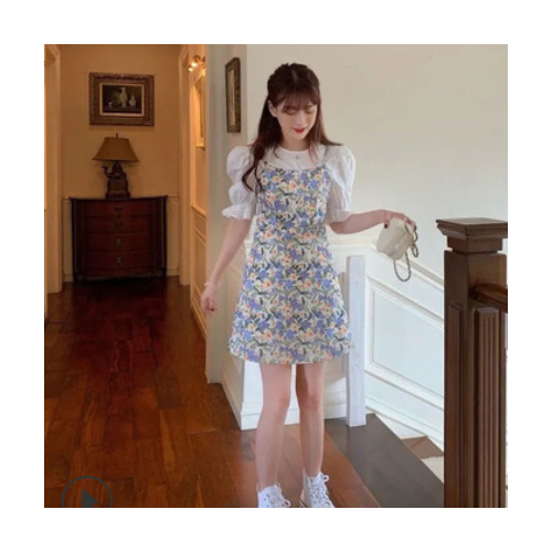 夏2021新款少女甜美小个子森系设计感雏菊碎花吊带裙单件连衣裙女图2