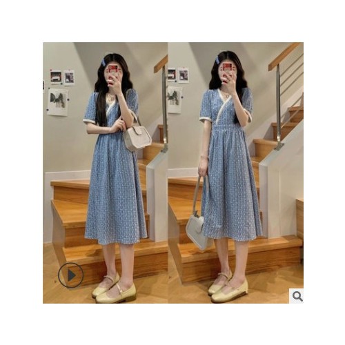 奶蓝色连衣裙女夏季设计感少女感刺绣泡泡袖甜美奶甜系初恋裙子女图1