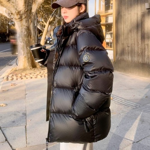 黑金鹅绒羽绒服女2024冬季新款高级感超好看今年流行短款连帽外套图3