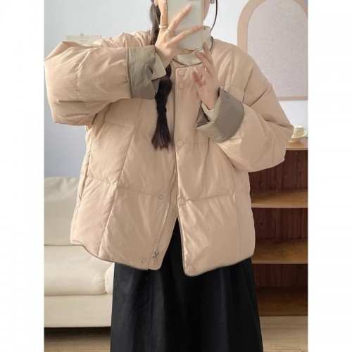 简约短款羽绒服女2024秋冬新款韩系宽松减龄圆领单排扣拼色小个子图2