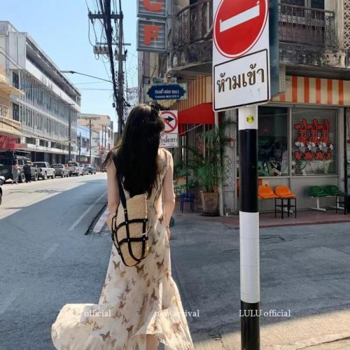 复古新中式公主吊带长裙2025新收腰蝴蝶印花长款连衣裙法式仙女裙图2