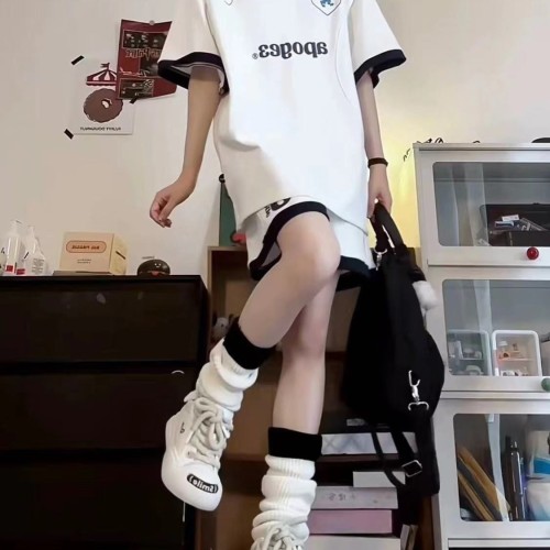 美式学院风套装女夏季设计感宽松Polo衫休闲运动服短袖短裤两件套图3